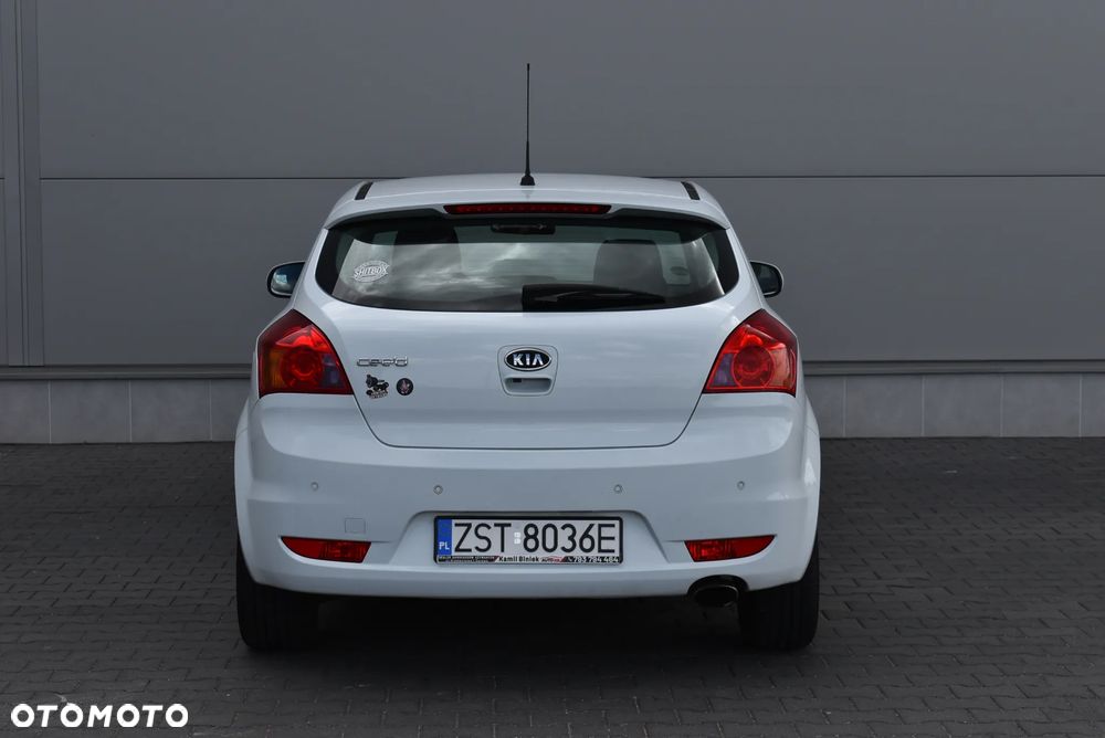 Kia Ceed 1.4 Comfort - 23