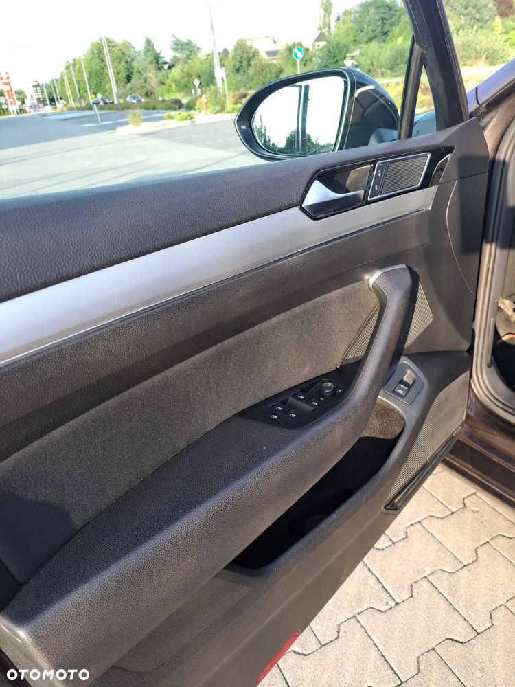 Volkswagen Passat 1.8 TSI BMT Comfortline - 8
