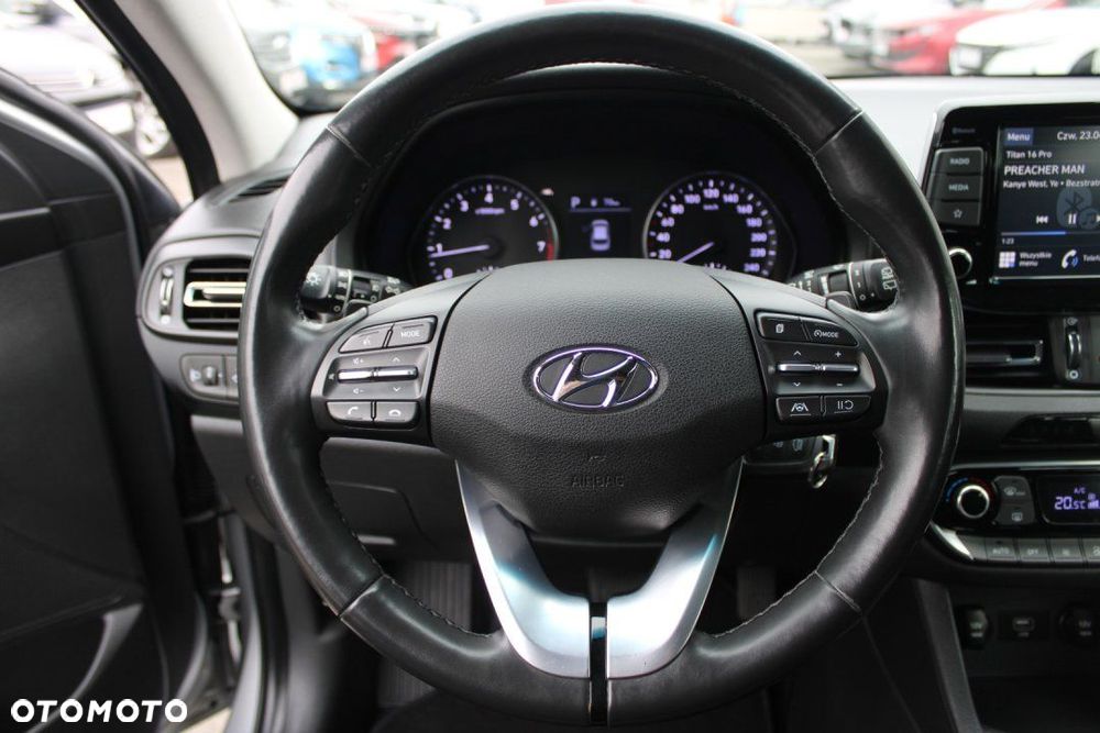 Hyundai i30 - 14