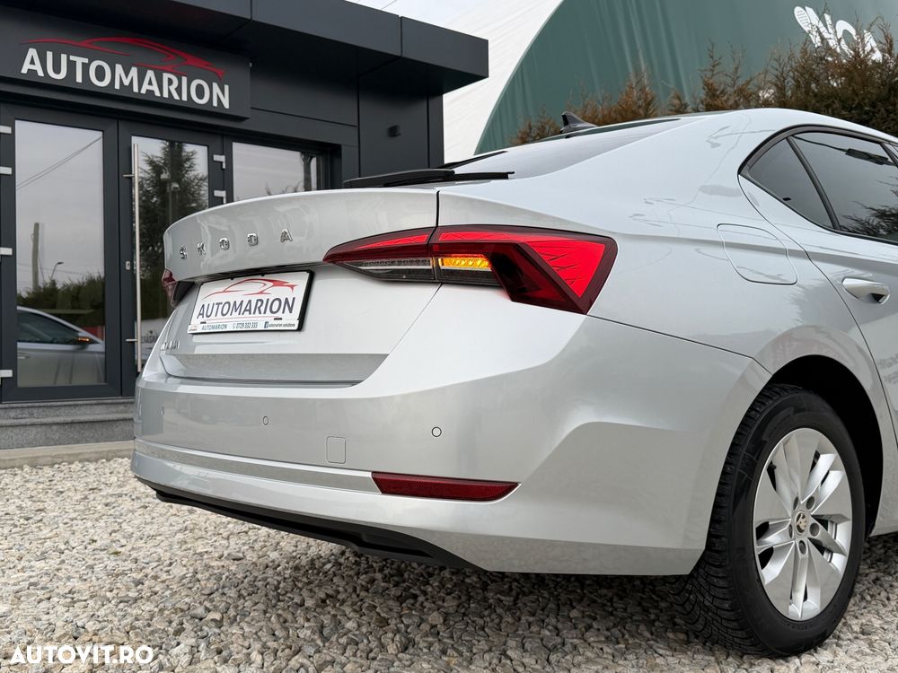 Skoda Octavia 2.0 TDI DSG Style - 9