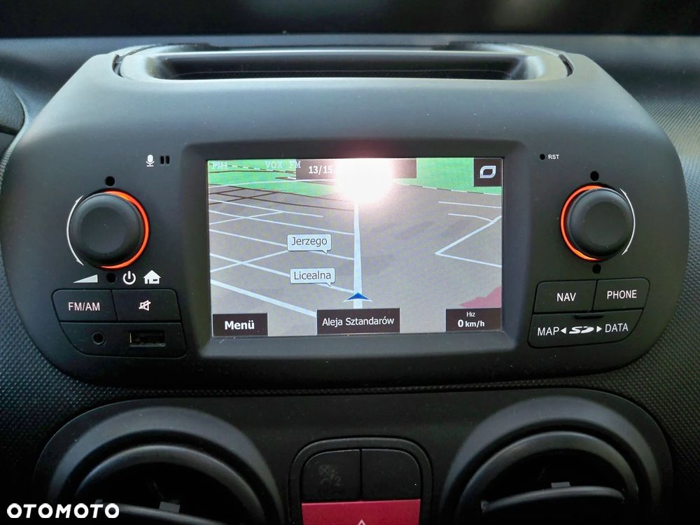 Fiat Qubo 1.4 8V Lounge - 19