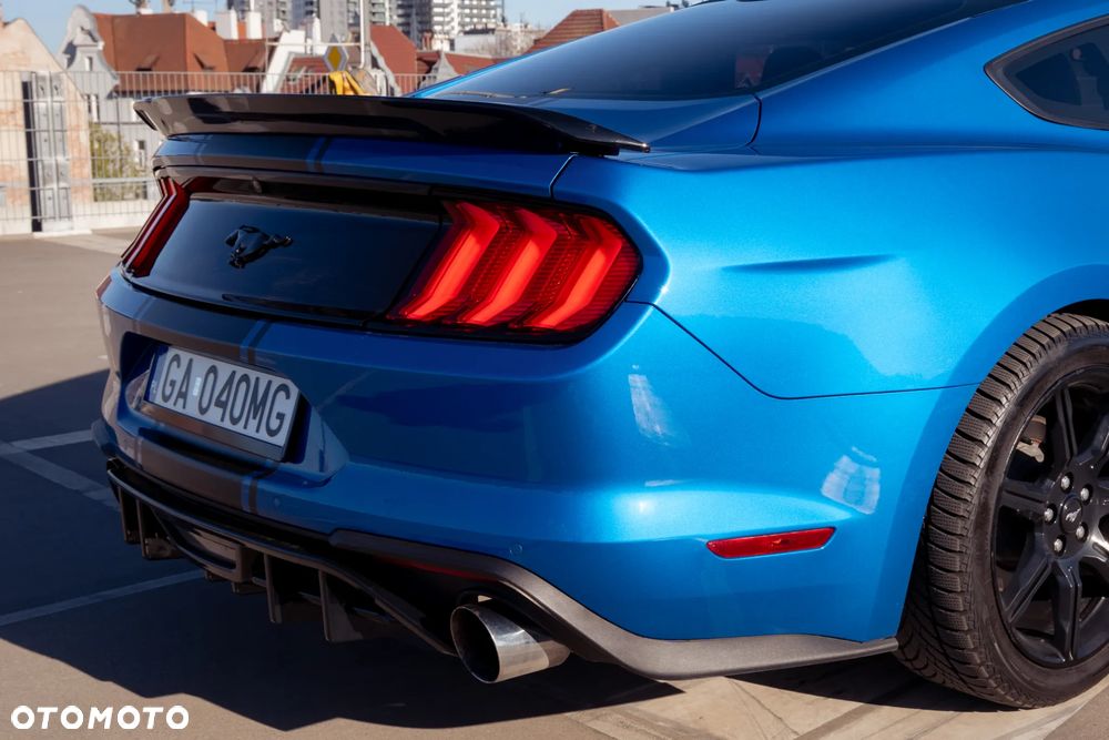 Ford Mustang - 13