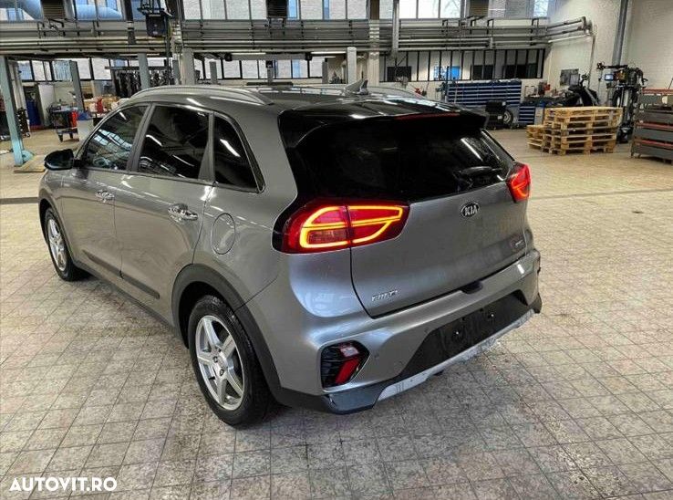 Kia Niro 1.6 GDI HEV 2WD OPF Aut. Vision - 3