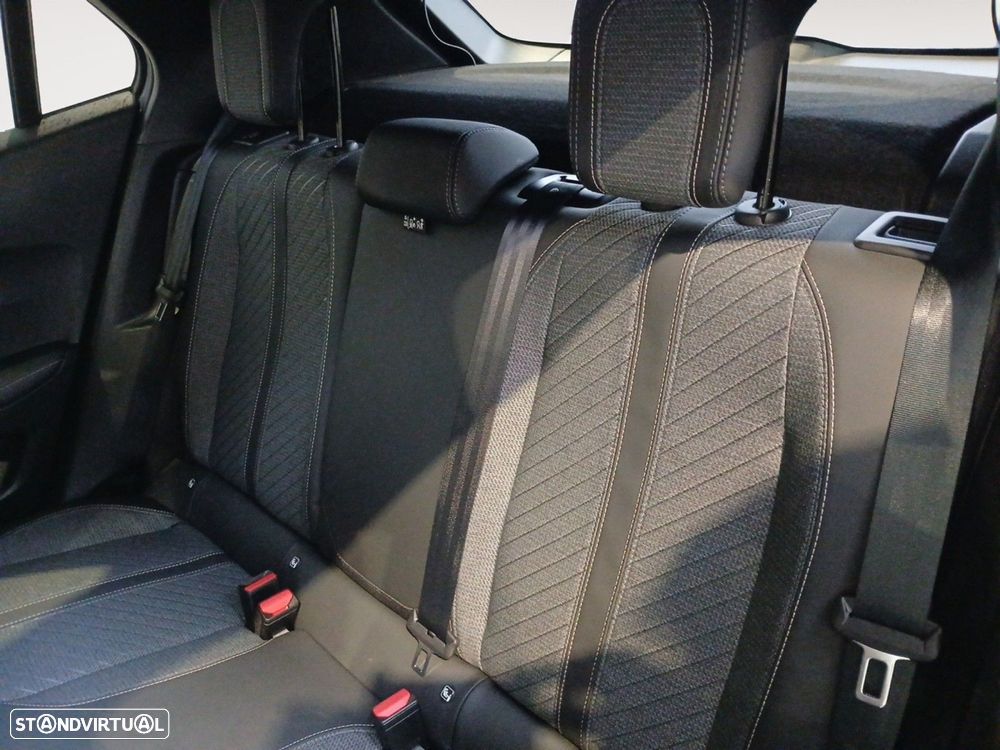 Peugeot e-2008 54 kWh Allure - 14