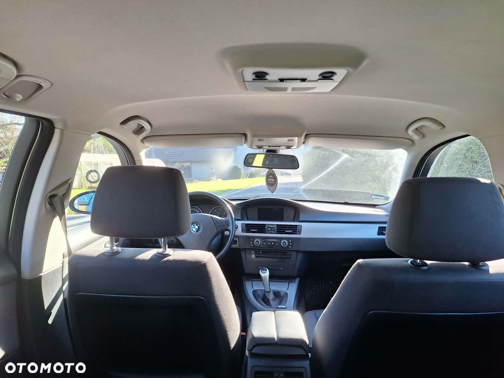 BMW Seria 3 320d DPF - 3