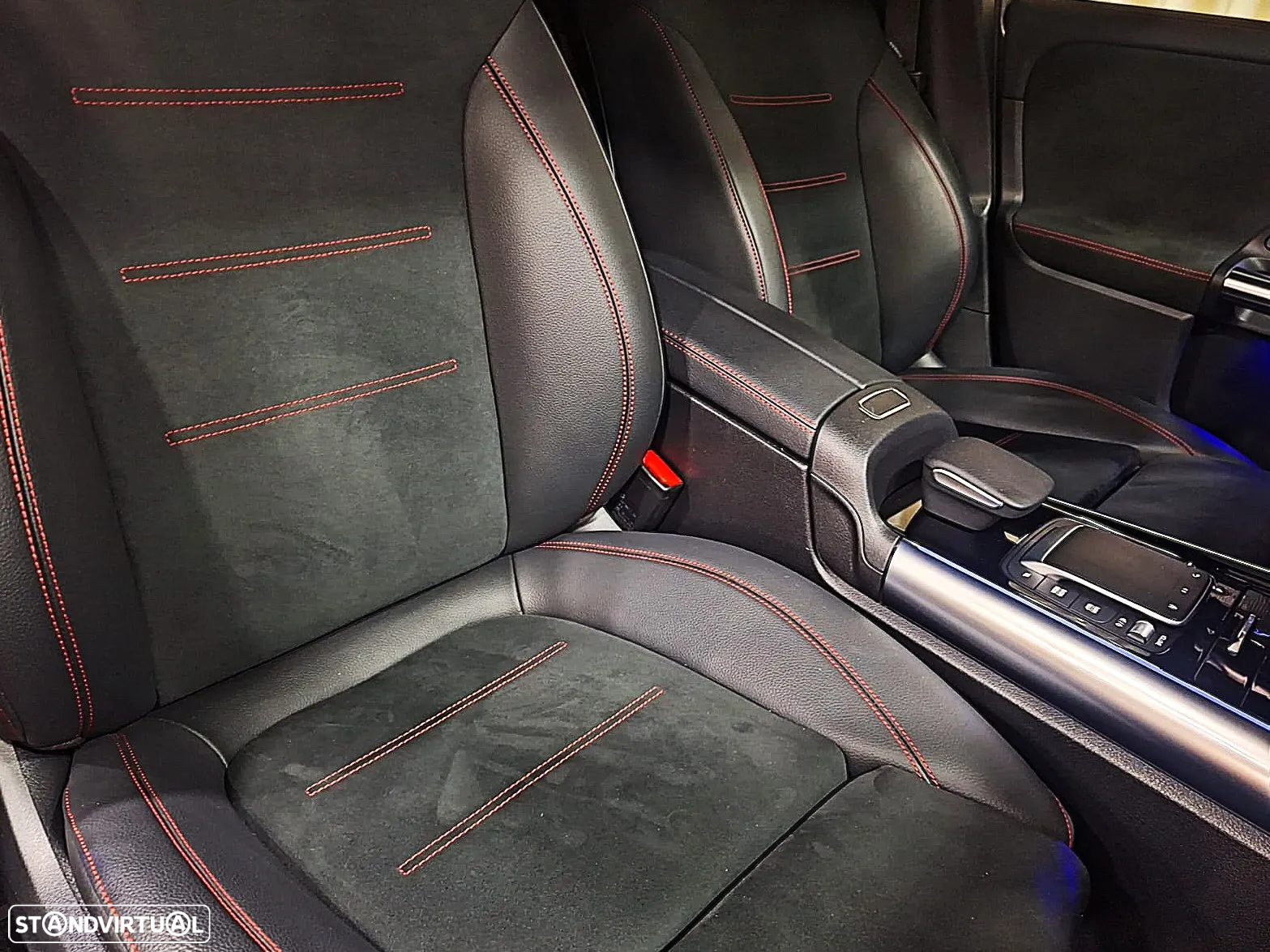 Mercedes-Benz EQA 300 4Matic AMG Line - 19