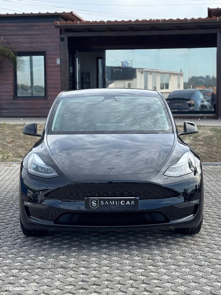 Tesla Model Y Performance Dual Motor AWD - 8