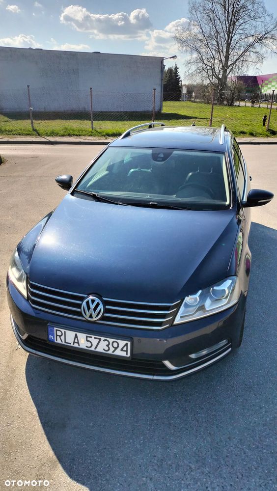 Volkswagen Passat - 2