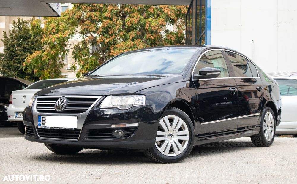Volkswagen Passat - 1
