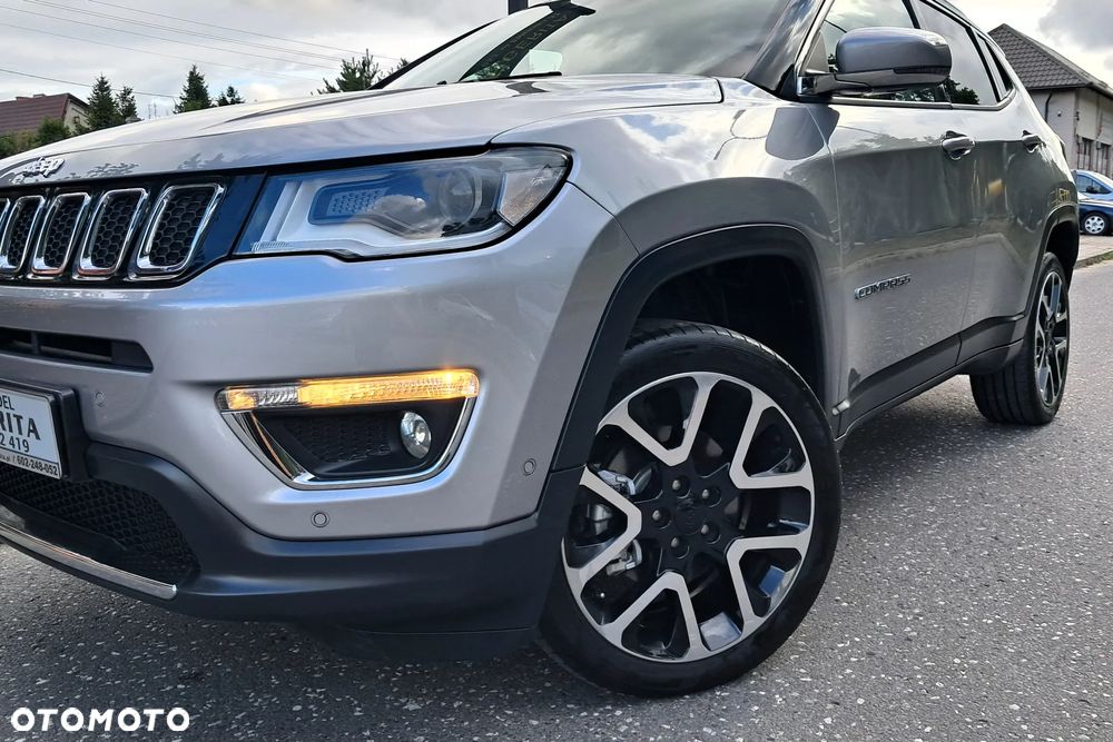 Jeep Compass 1.4 TMair Limited 4WD S&S - 32