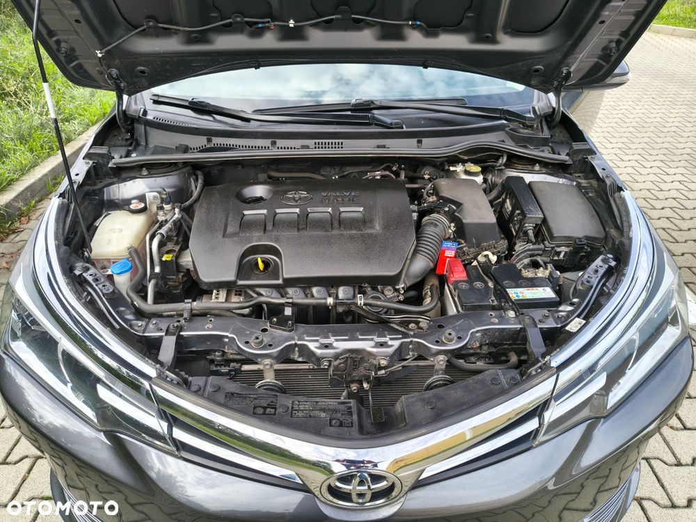 Toyota Corolla 1.6 Comfort - 23