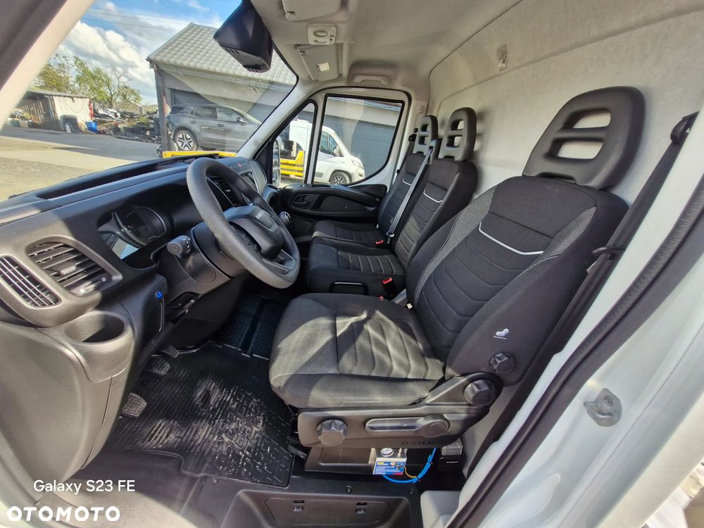 Iveco 35s16 - 18