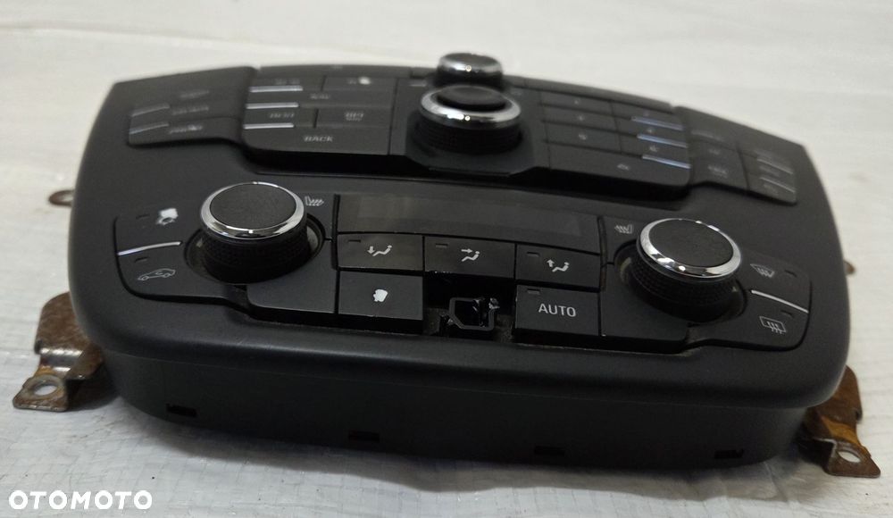 OPEL INSIGNIA A  PANEL RADIA 13273256 Panel klimatyzacji 13273102 - 4