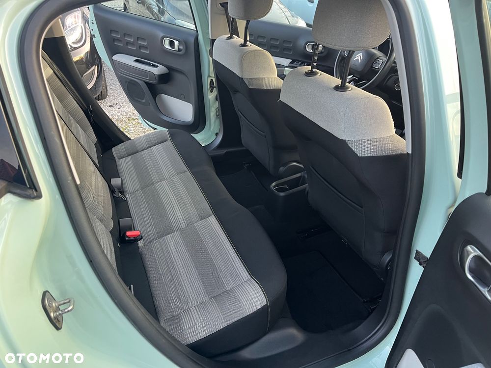 Citroën C3 Pure Tech 82 FEEL - 10