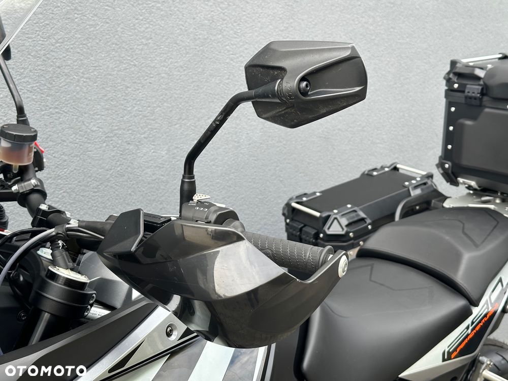 KTM Super Adventure - 19