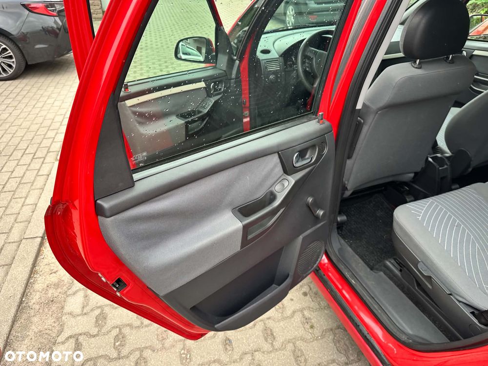 Opel Meriva 1.4 - 17