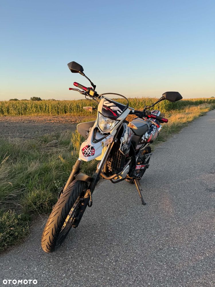 Yamaha WR - 4