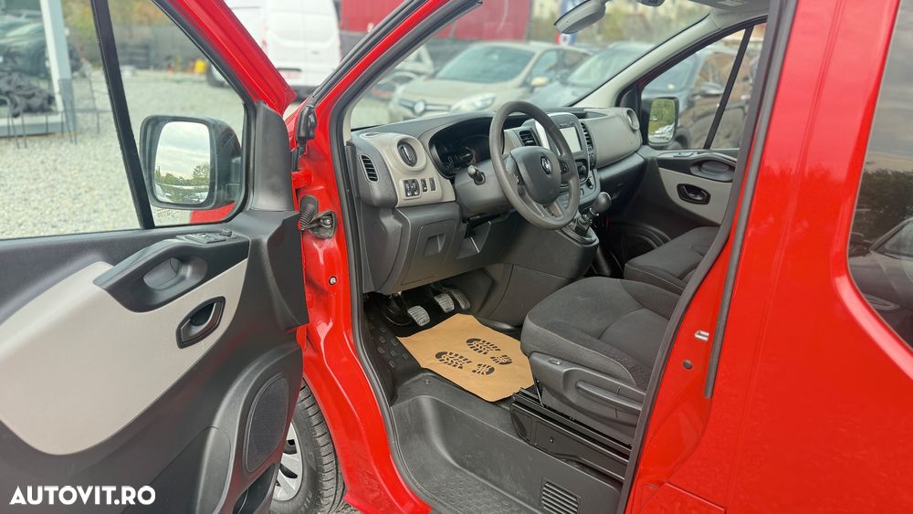 Renault Trafic 1.6dci 6locuri+marfa Tva inclus si deductibil - 6