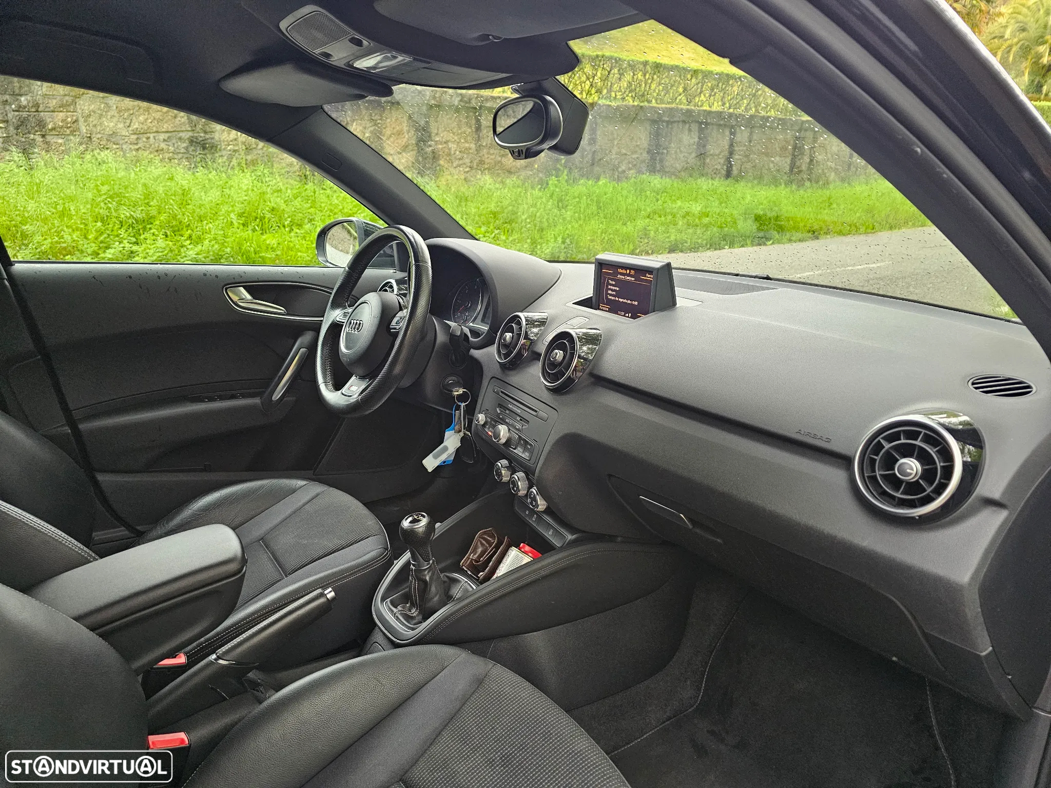 Audi A1 Sportback 1.6 TDI S-line - 28