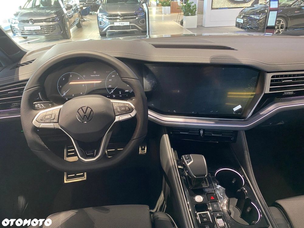 Volkswagen Touareg - 8