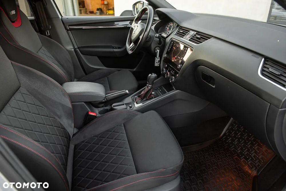 Skoda Octavia 2.0 TDI 4x4 DSG RS - 21