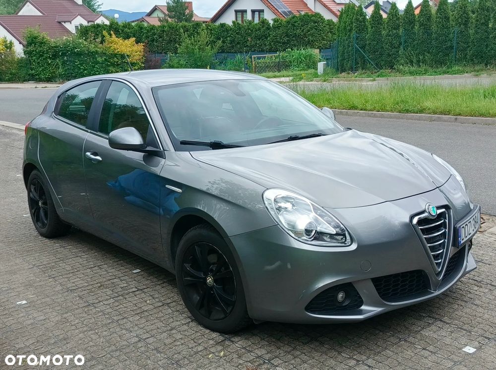 Alfa Romeo Giulietta 1.6 JTDM Distinctive - 4