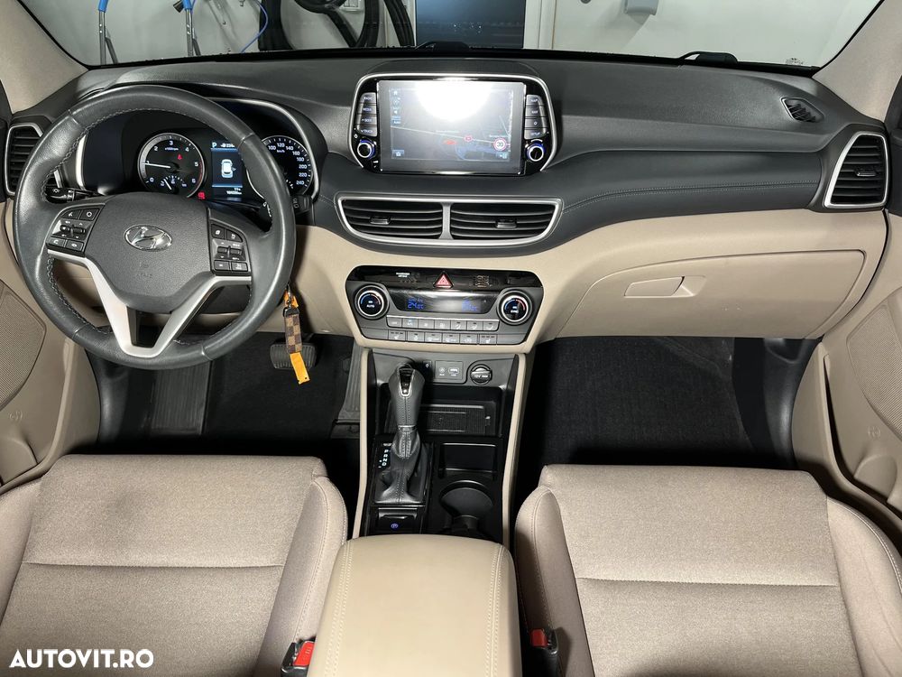 Hyundai Tucson - 24