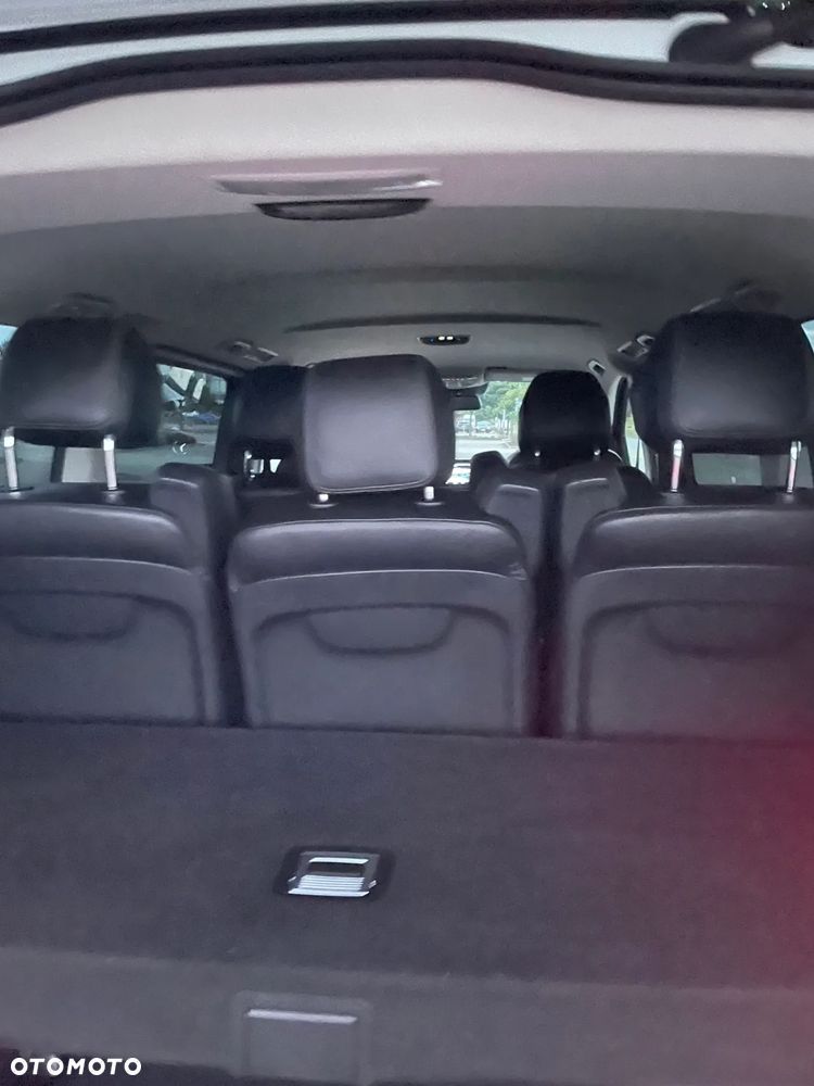Mercedes-Benz Klasa V 250 (BlueTEC) d Avantgarde 7G-Tronic - 13