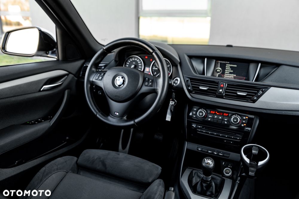 BMW X1 xDrive20d Sport Line - 26
