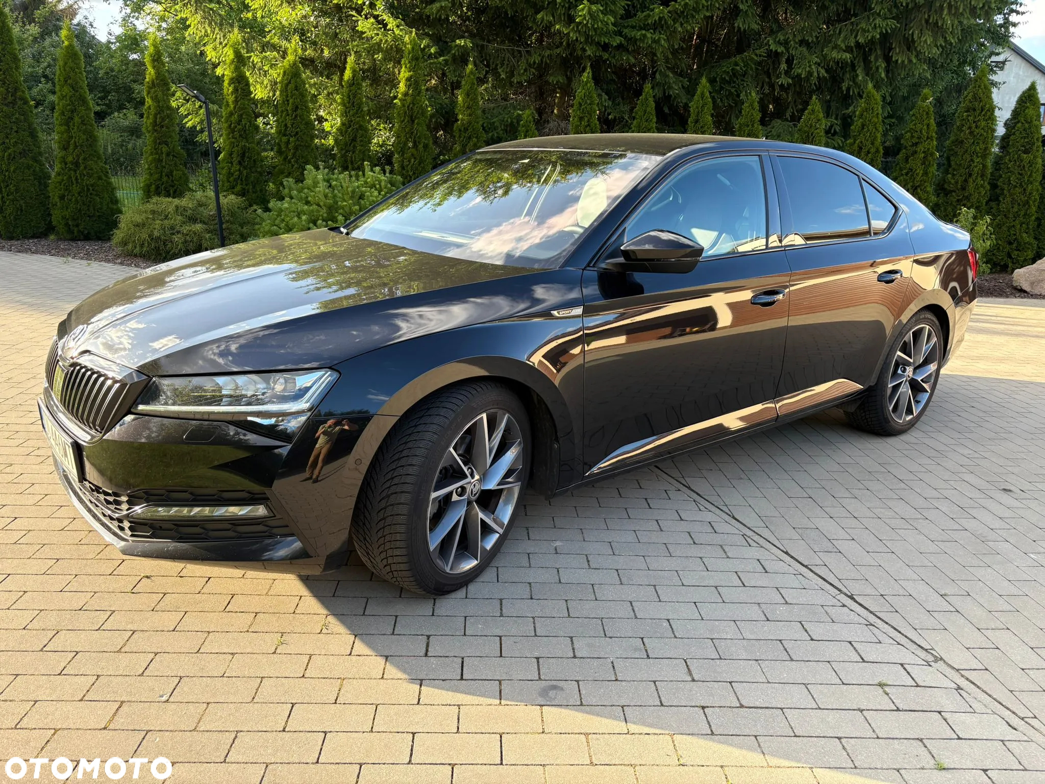 Skoda Superb 2.0 TDI SCR Sportline DSG - 8