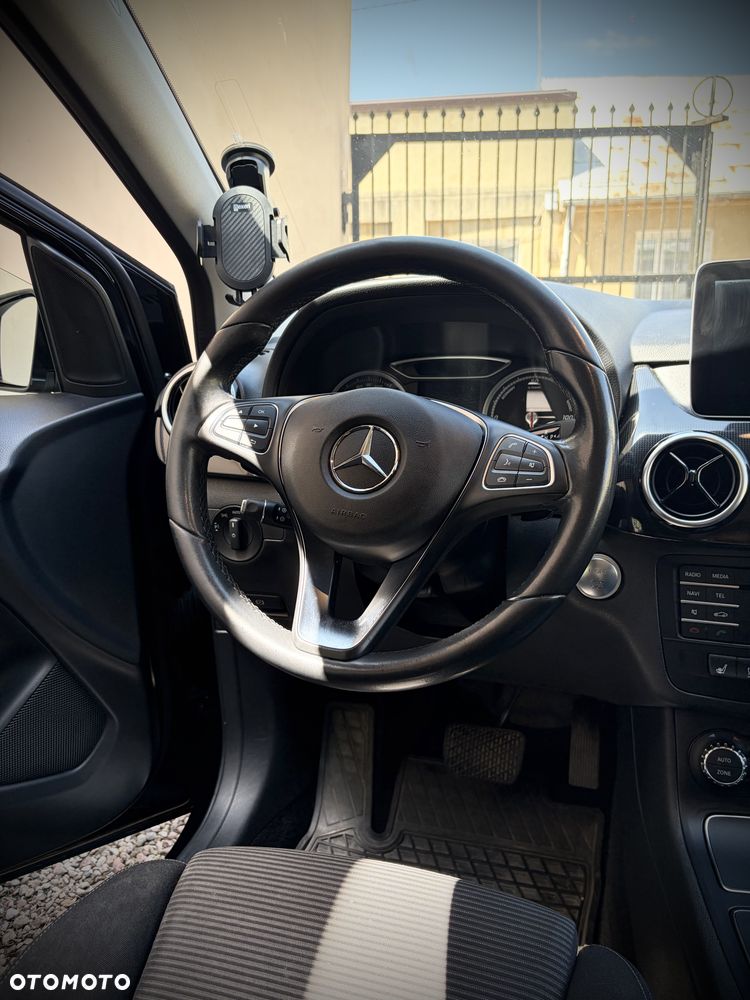 Mercedes-Benz Inny - 25