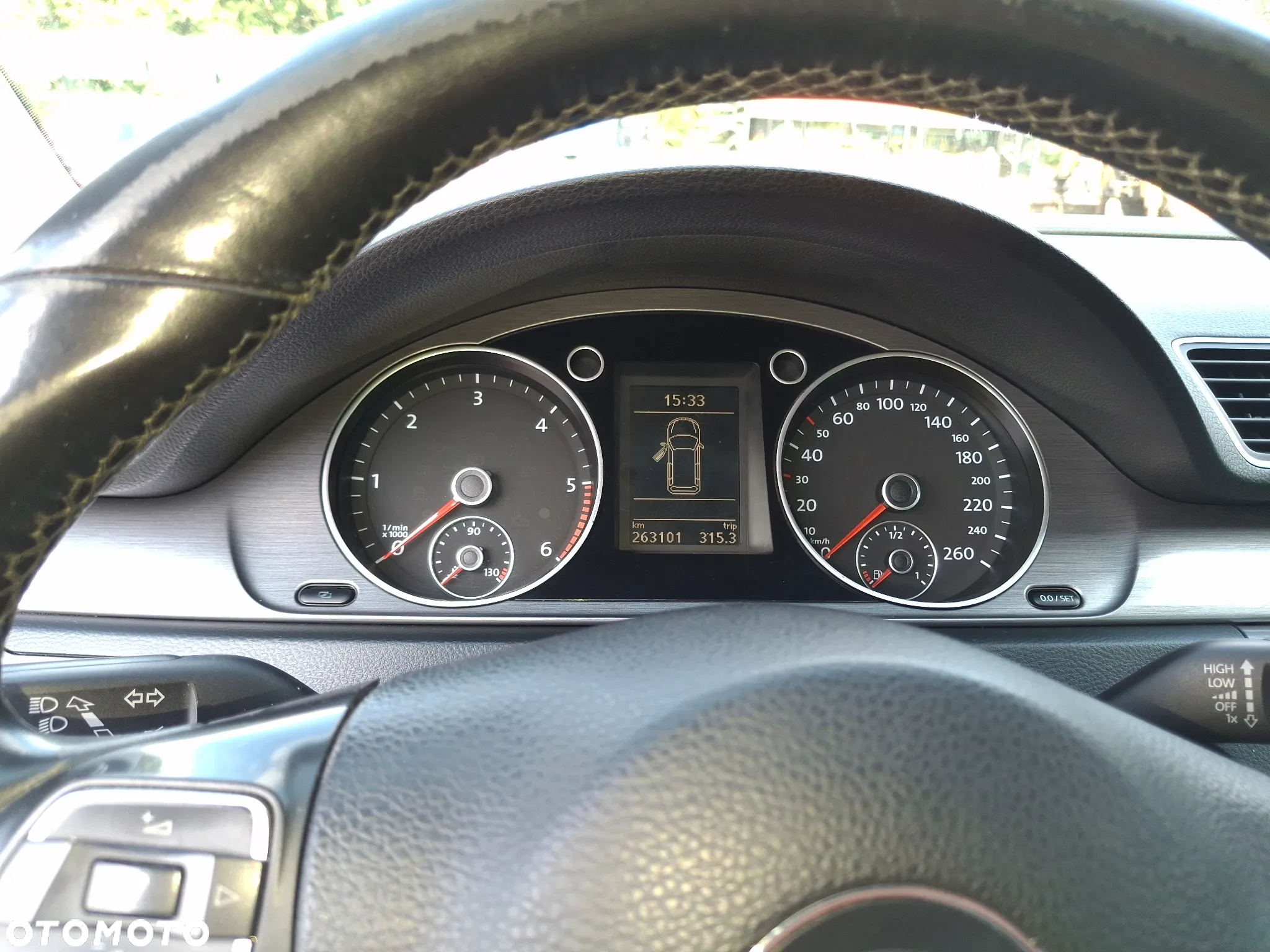 Volkswagen Passat 2.0 TDI Comfortline - 10