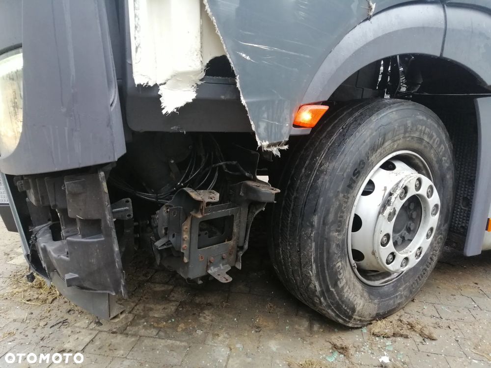 Mercedes-Benz Actros 1843 - 5