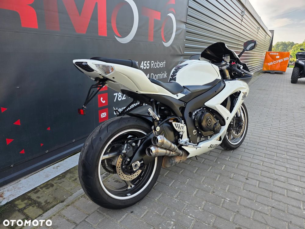 Suzuki GSX-R - 3