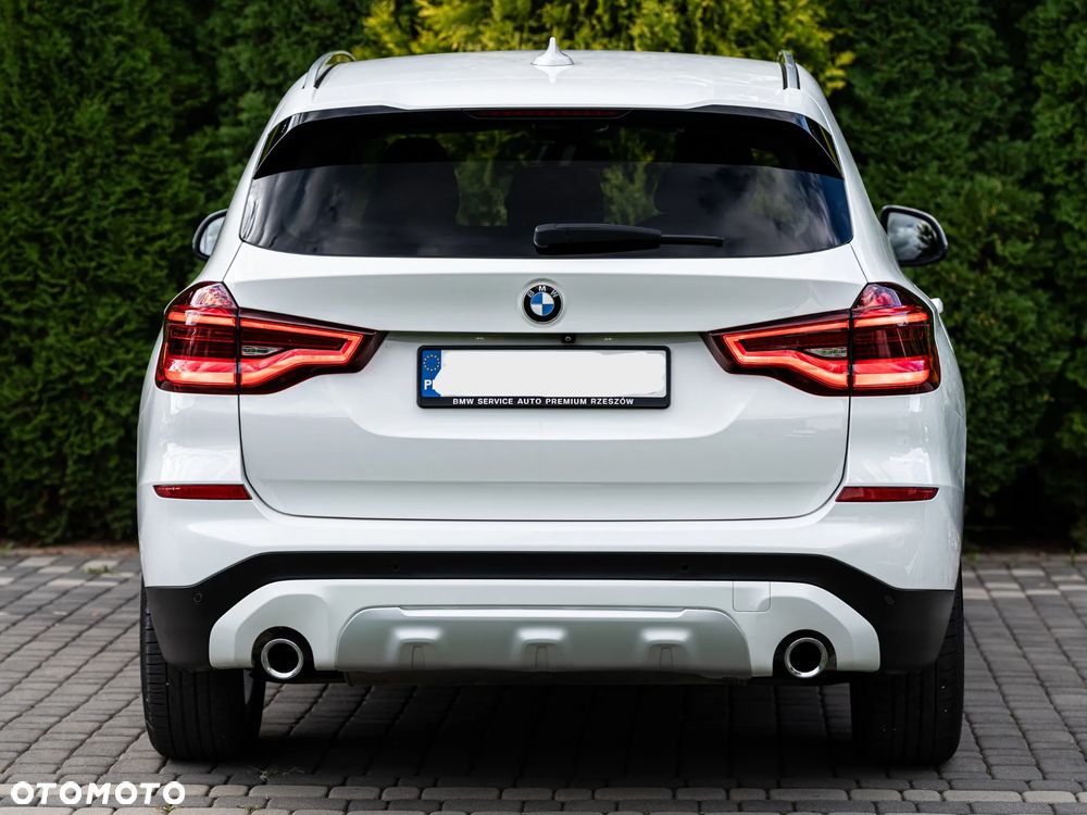BMW X3 xDrive30i Luxury Line sport - 6