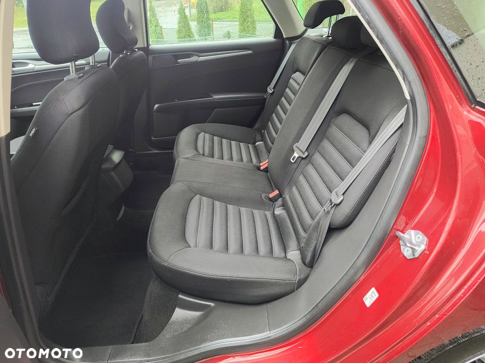 Ford Mondeo 1.5 EcoBoost Ambiente Plus - 17