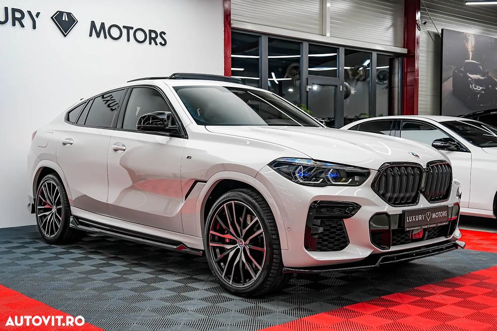 BMW X6 M M50i - 13