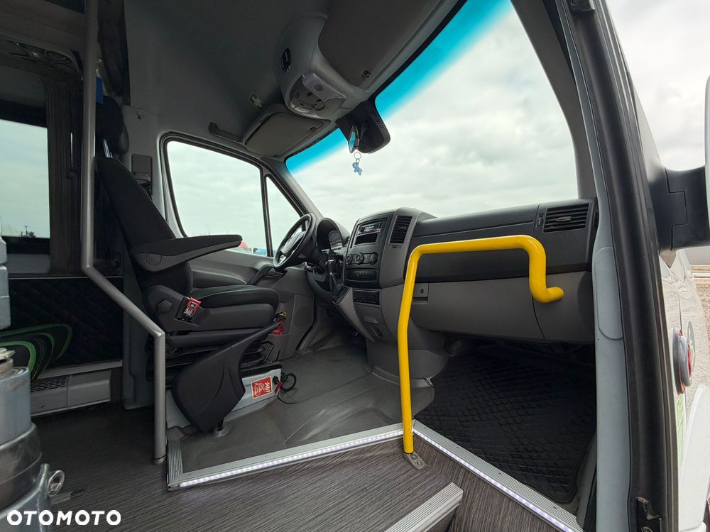 Mercedes-Benz Sprinter 519 - 15