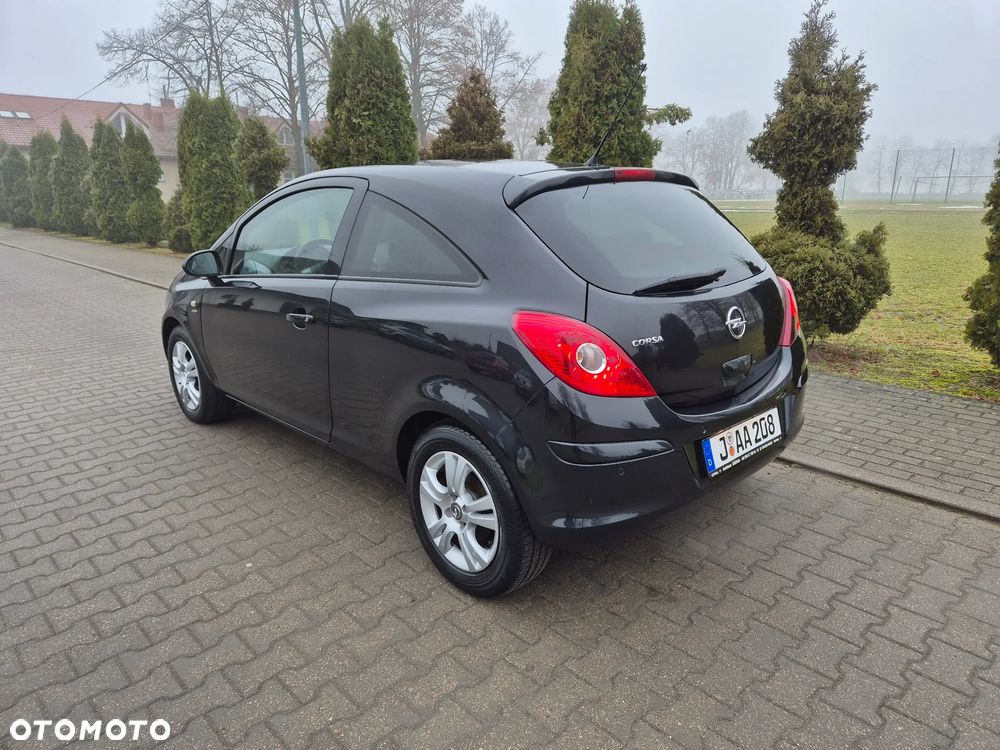 Opel Corsa 1.4 16V Active - 7