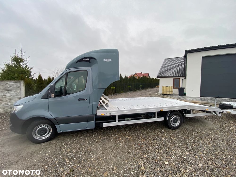 Mercedes-Benz SPRINTER - 2