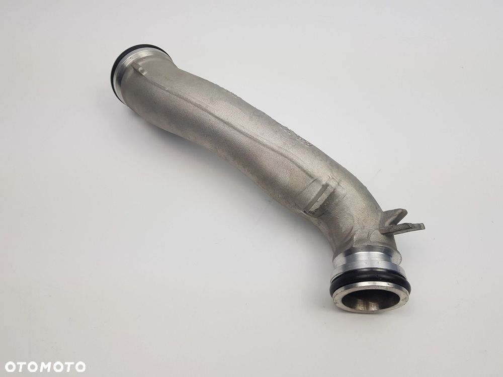 Przewód Rura Wąż powietrza turbosprężarki BMW G20 G30 B57 3.0d 8596272 - 2