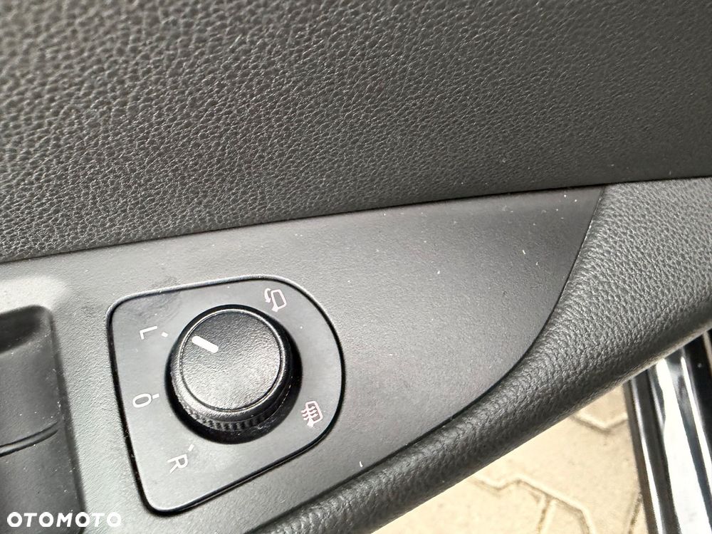 Seat Leon 2.0 TDI DPF DSG FR - 32