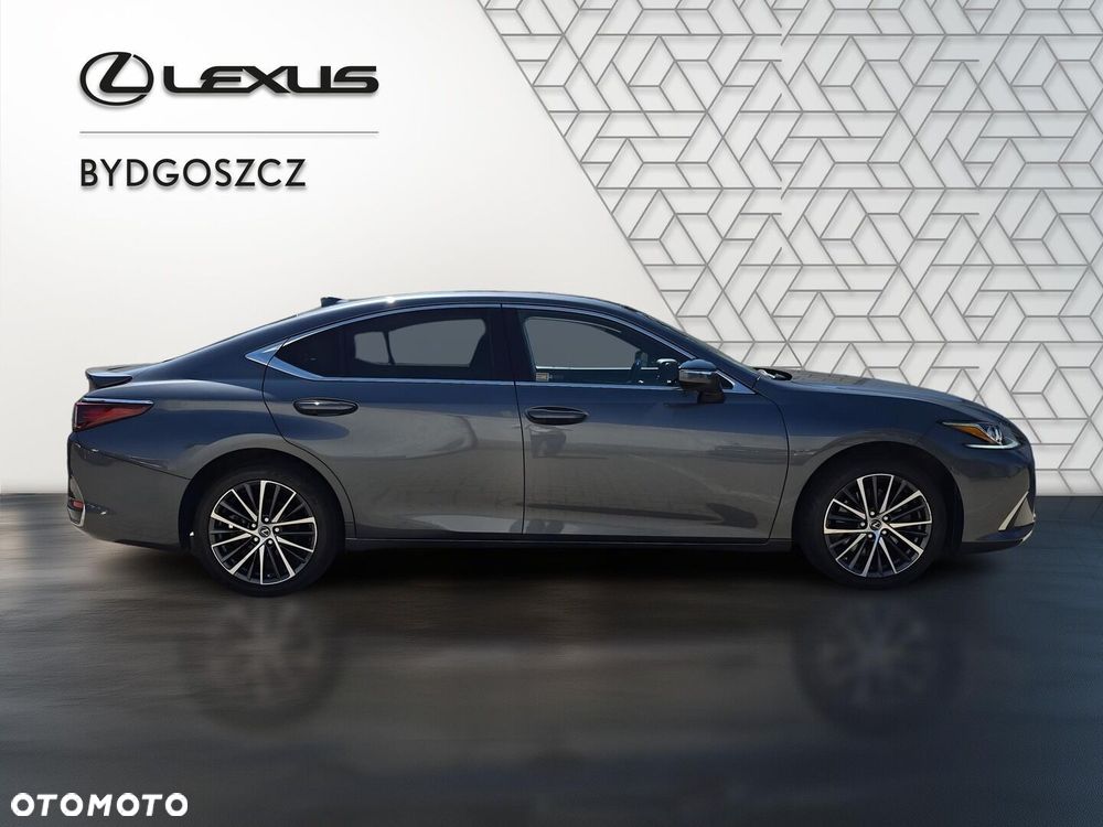 Lexus ES 300h Business Edition - 9