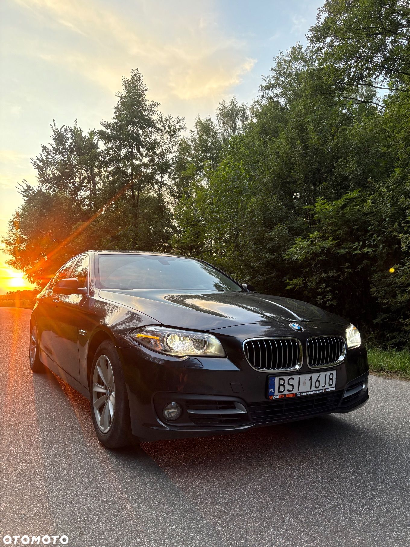 BMW Seria 5 528i xDrive - 1