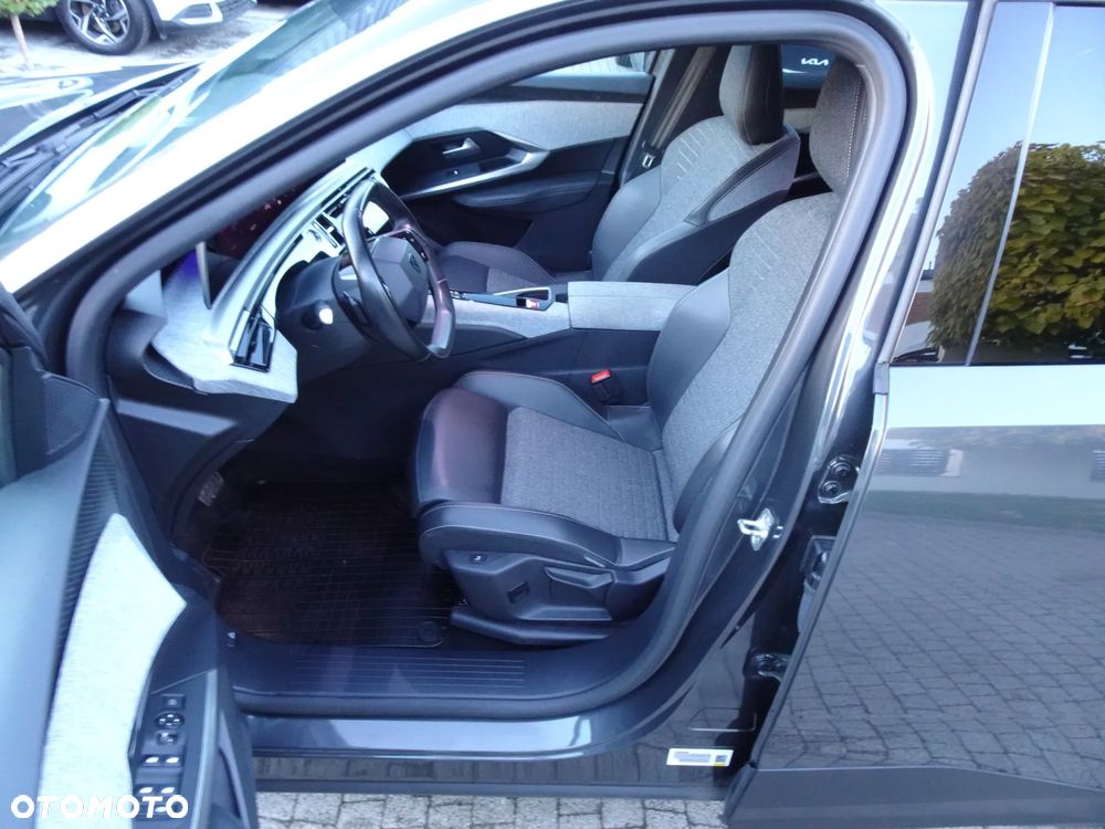 Peugeot 3008 1.2 PureTech mHEV Allure Pack S&S e-DCS6 - 21