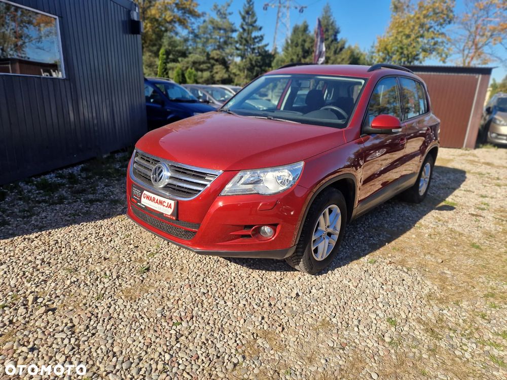 Volkswagen Tiguan - 1