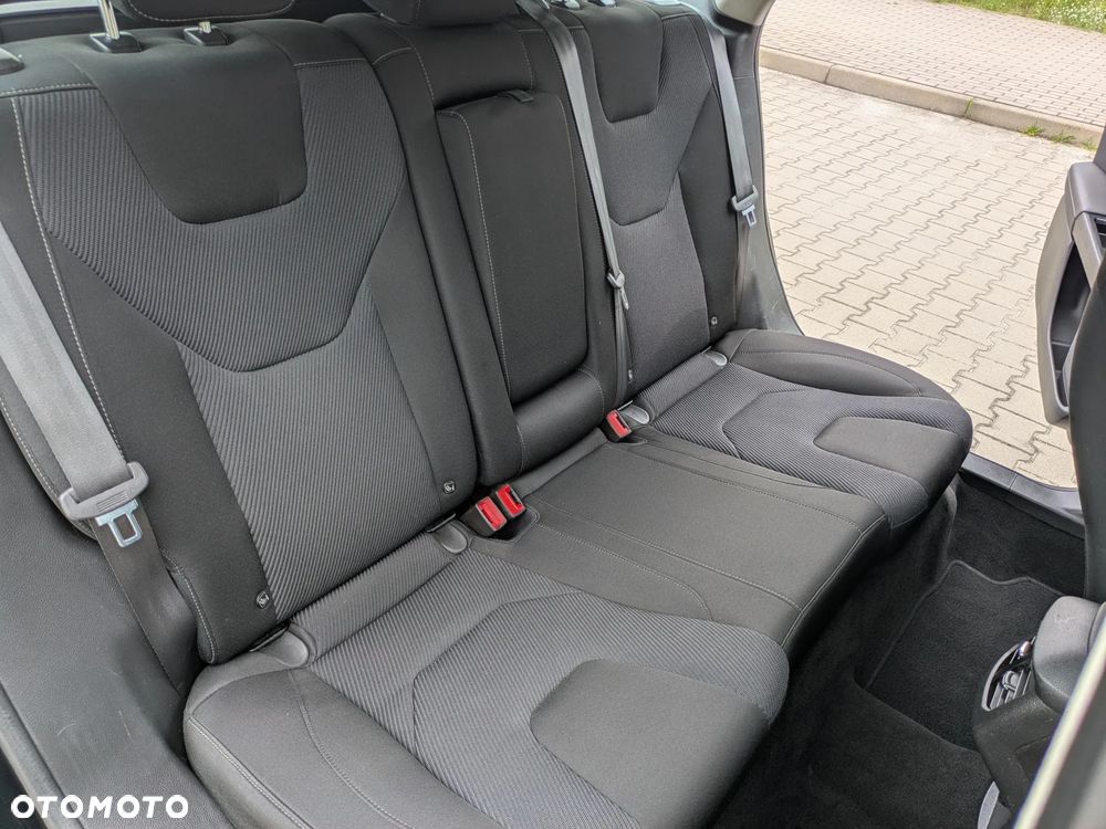 Ford Mondeo 2.0 TDCi STart-Stopp Titanium - 18