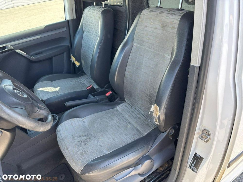 Volkswagen Caddy - 10