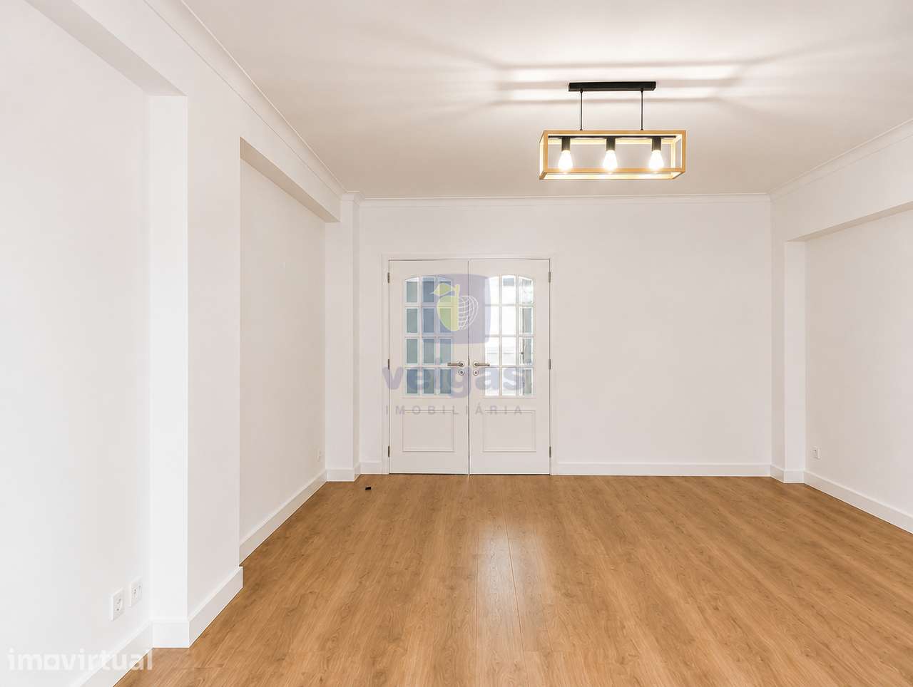 Apartamento T3 Remodelado c/estacionamento na Estrada da Luz - Grande imagem: 4/26