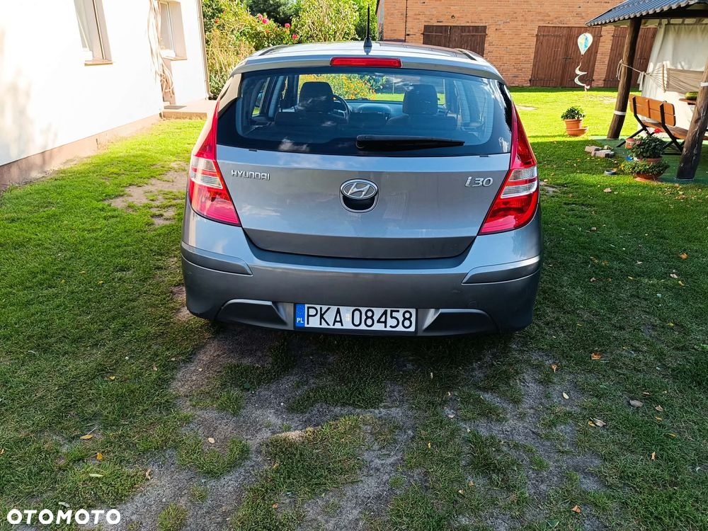 Hyundai i30 1.4 Comfort EU5 - 4